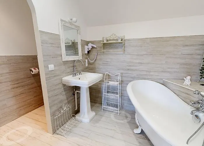 Bed & Breakfast Double Romantique 3*